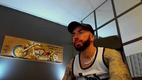 AronGrant online show from February 19, 11:39 am