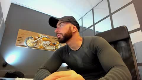 AronGrant online show from February 23, 10:45 am