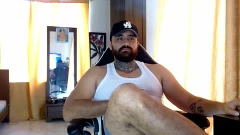 aronmiller online show from January 5, 5:27 pm