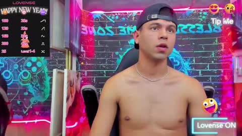 Aroon   online show from March 21, 6:06 am