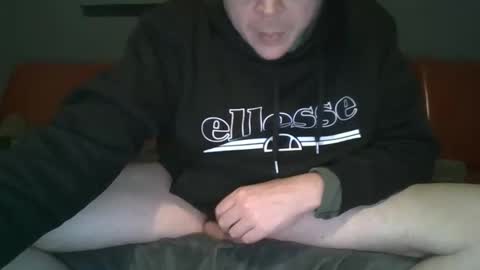 Snapshot of arthure944491 chatting on October 13, 11:11 pm arthure944491 online show from October 13, 11:11 pm