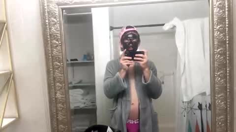 Ashton online show from April 3, 3:53 pm