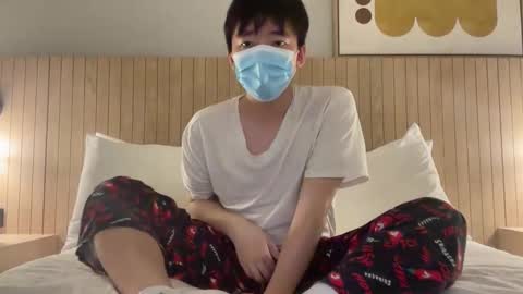 asiaboyshow online show from April 15, 12:32 am