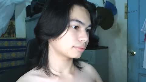 asian_babyboi online show from November 29, 5:59 pm