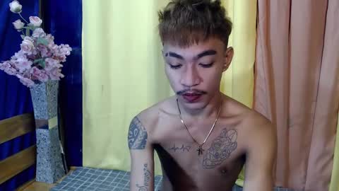 Snapshot of asian_kimxxx chatting on December 29, 9:09 pm don online show from December 29, 9:09 pm