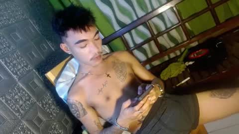 Snapshot of asian_kimxxx chatting on January 26, 11:08 pm don online show from January 26, 11:08 pm