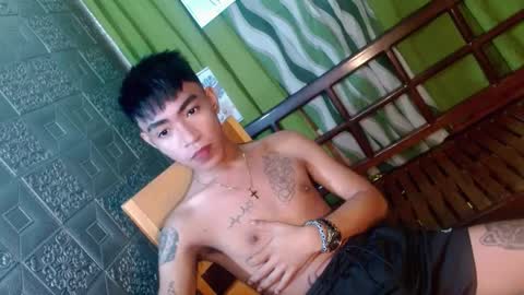 Snapshot of asian_kimxxx chatting on January 7, 7:06 pm don online show from January 7, 7:06 pm