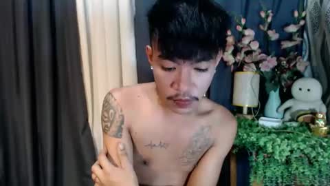 Snapshot of asian_kimxxx chatting on October 6, 5:01 am don online show from October 6, 5:01 am