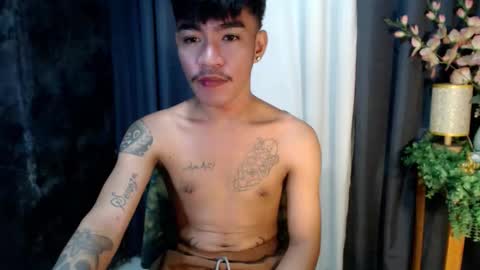 Snapshot of asian_kimxxx chatting on September 15, 3:46 pm don online show from September 15, 3:46 pm