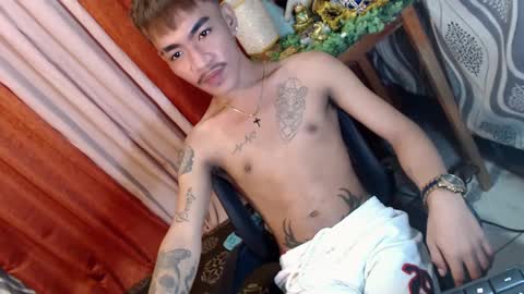 Snapshot of asian_kimxxx chatting on December 16, 10:34 pm don online show from December 16, 10:34 pm