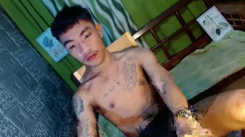 Snapshot of asian_kimxxx chatting on February 8, 8:31 am don online show from February 8, 8:31 am