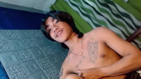 Snapshot of asian_kimxxx chatting on February 26, 5:53 am don online show from February 26, 5:53 am