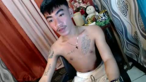 Snapshot of asian_kimxxx chatting on January 16, 12:55 am don online show from January 16, 12:55 am