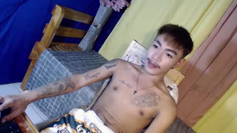 Snapshot of asian_kimxxx chatting on December 31, 11:20 am don online show from December 31, 11:20 am
