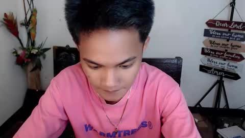 asian_lover05 online show from October 26, 7:16 pm