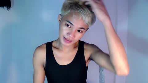 asian_lover05 online show from July 18, 1:49 pm