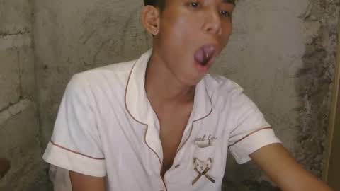 Isan online show from February 10, 12:43 pm