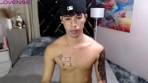 Snapshot of asiancum_peter chatting on September 22, 1:54 pm asiancum_peter online show from September 22, 1:54 pm