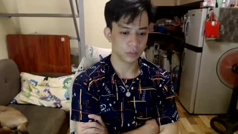 Snapshot of asiandreamboyx chatting on February 14, 2:33 pm asiandreamboyx online show from February 14, 2:33 pm