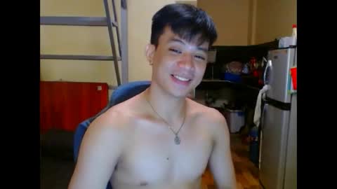 Snapshot of asiandreamboyx chatting on October 15, 12:24 pm asiandreamboyx online show from October 15, 12:24 pm