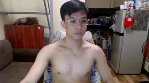 Snapshot of asiandreamboyx chatting on February 4, 5:10 am asiandreamboyx online show from February 4, 5:10 am
