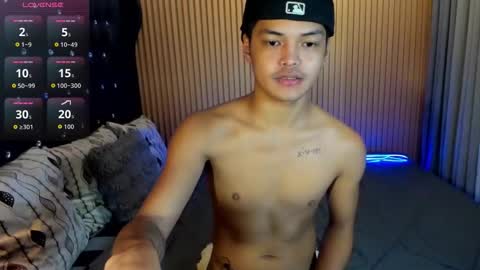 SCOTT online show from December 1, 3:48 pm