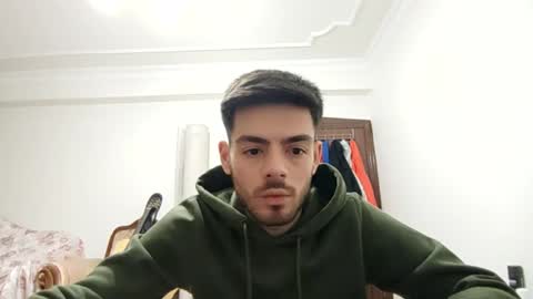 asihandsome06 online show from January 25, 6:46 pm