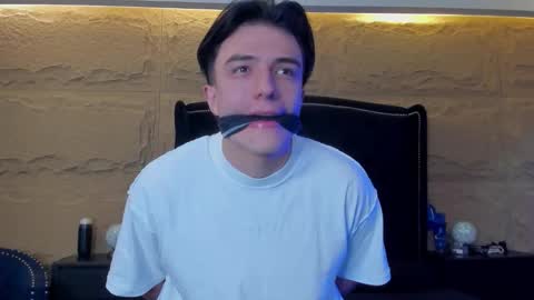 Aslan  online show from March 31, 2:02 am