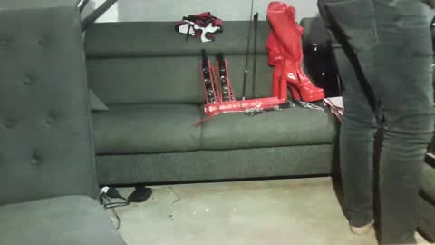 sissyslut online show from December 26, 8:50 am