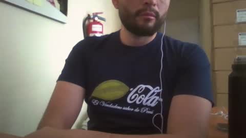 Snapshot of astro_boy_01 chatting on December 5, 9:17 pm astro_boy_01 online show from December 5, 9:17 pm