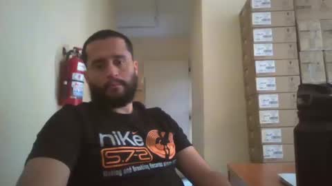 Snapshot of astro_boy_01 chatting on October 11, 3:05 pm astro_boy_01 online show from October 11, 3:05 pm