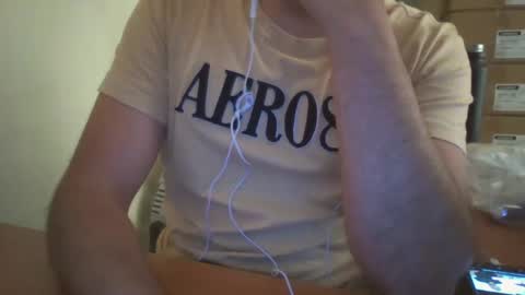Snapshot of astro_boy_01 chatting on December 12, 9:48 pm astro_boy_01 online show from December 12, 9:48 pm