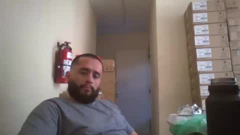 Snapshot of astro_boy_01 chatting on October 14, 9:33 pm astro_boy_01 online show from October 14, 9:33 pm