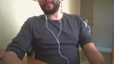 Snapshot of astro_boy_01 chatting on December 18, 9:18 pm astro_boy_01 online show from December 18, 9:18 pm