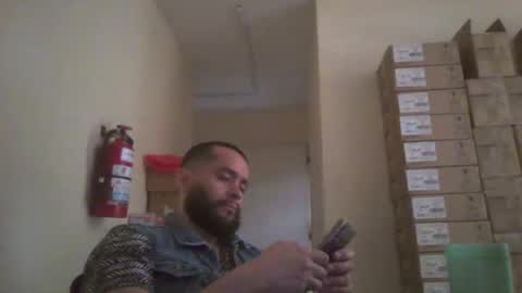 Snapshot of astro_boy_01 chatting on September 26, 2:37 pm astro_boy_01 online show from September 26, 2:37 pm