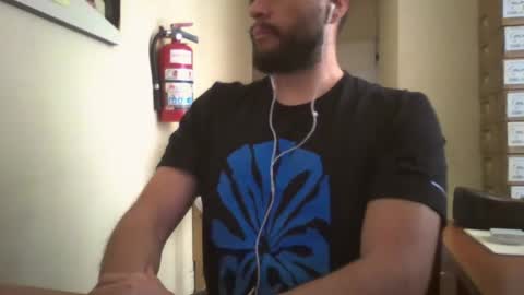 Snapshot of astro_boy_01 chatting on December 27, 9:11 pm astro_boy_01 online show from December 27, 9:11 pm