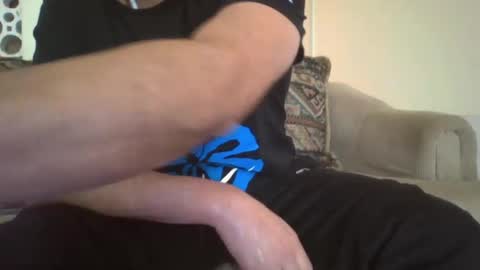 Snapshot of astro_boy_01 chatting on December 31, 6:57 pm astro_boy_01 online show from December 31, 6:57 pm