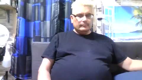 A online show from March 11, 11:23 am