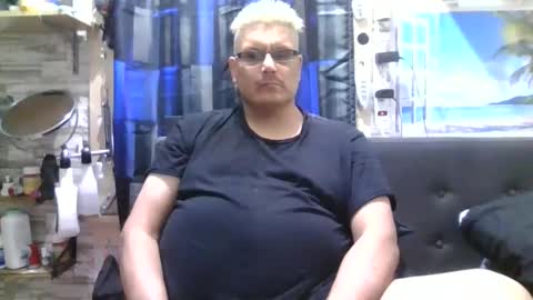 A online show from January 5, 9:15 am