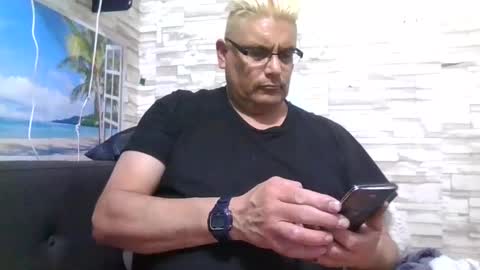 A online show from February 23, 8:11 am