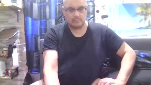 A online show from January 6, 5:08 am