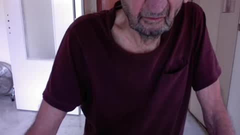 auguste688483 online show from February 7, 9:49 am