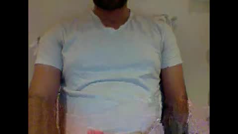 Snapshot of aussie099 chatting on December 5, 10:44 am aussie099 online show from December 5, 10:44 am