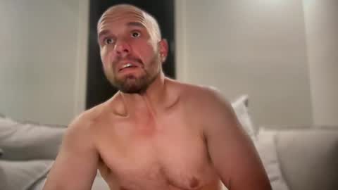 aussieboycal online show from June 12, 12:58 pm