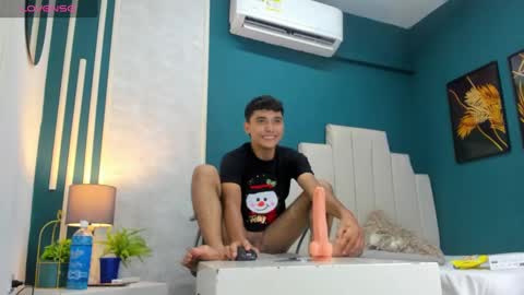 Austin online show from December 14, 7:46 pm