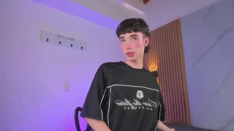 austin_rouse online show from March 10, 8:04 pm