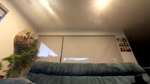 austintoner85 online show from March 4, 9:05 am