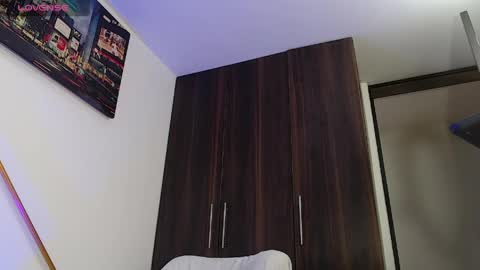 Independiente Model online show from April 18, 5:03 pm