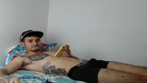 Axel online show from January 2, 6:34 pm