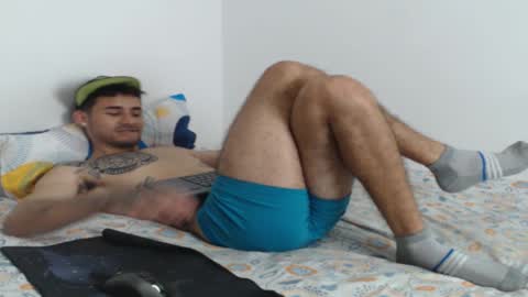 Axel online show from March 1, 4:22 pm